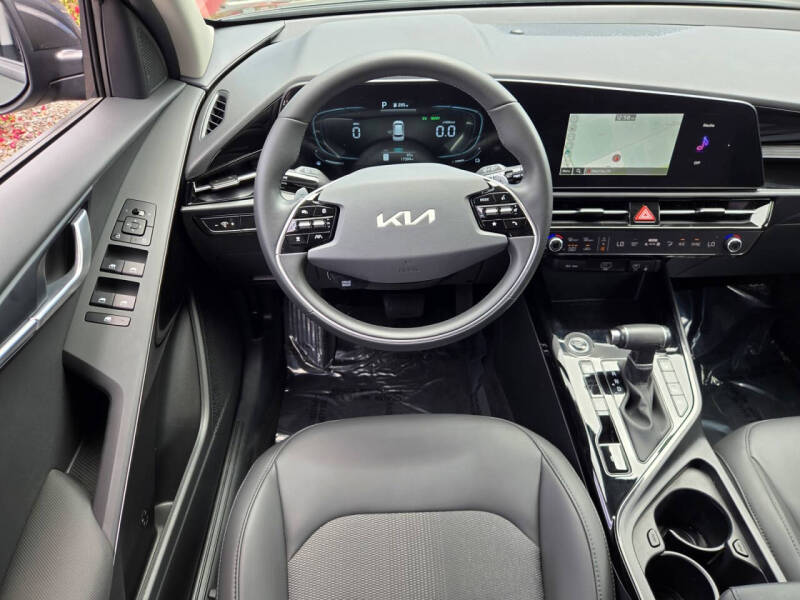 2025 Kia Niro EX