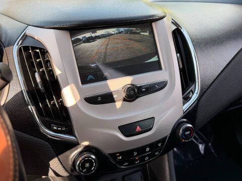 2018 Chevrolet Cruze LS Auto