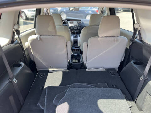 2012 Mazda MAZDA5 Sport