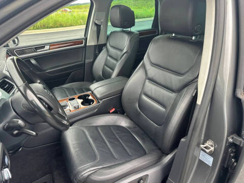 2014 Volkswagen Touareg TDI Sport