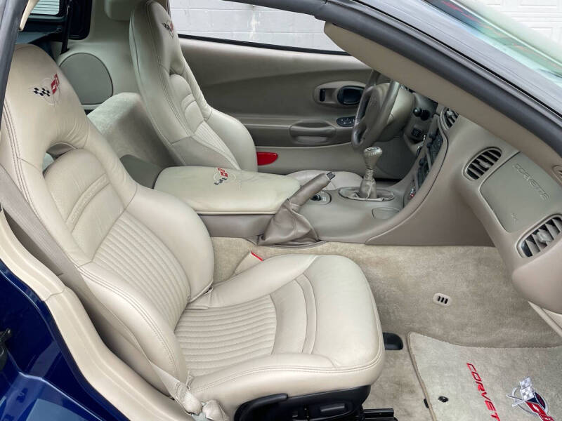 2004 Chevrolet Corvette