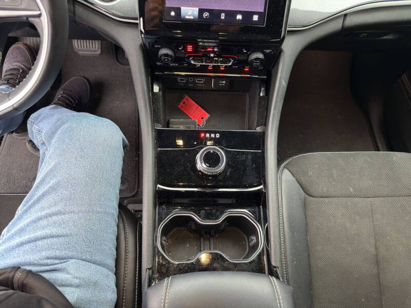 2022 Jeep Grand Cherokee L Laredo