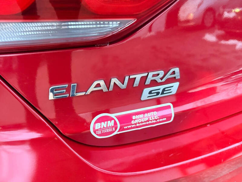 2017 Hyundai Elantra SE