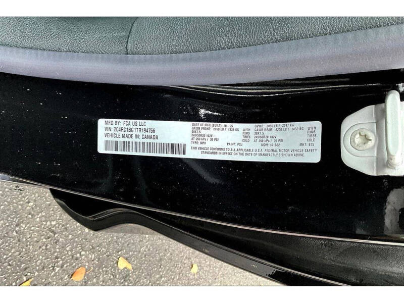 2026 Chrysler Pacifica Select