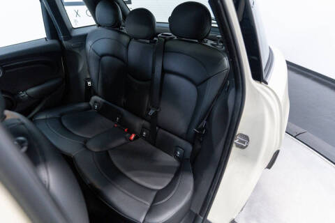 2016 MINI Hardtop 4 Door Cooper