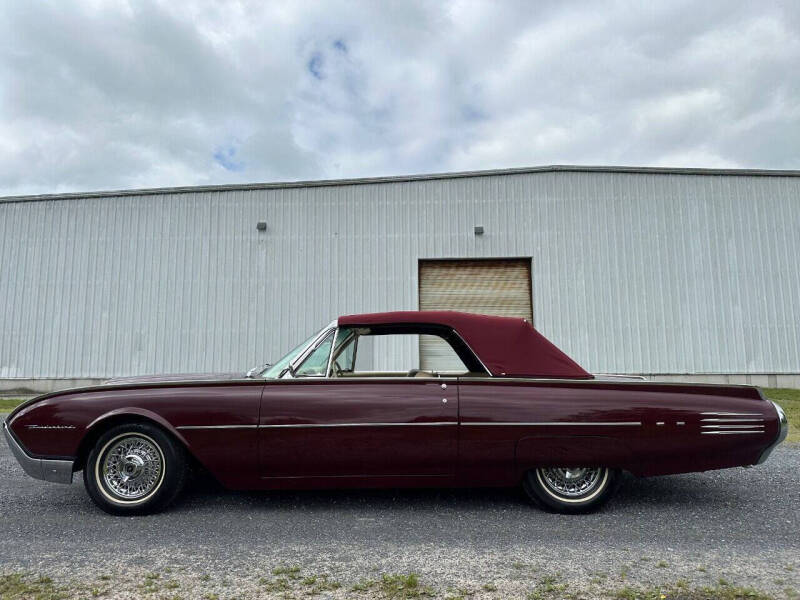 1961 Ford Thunderbird