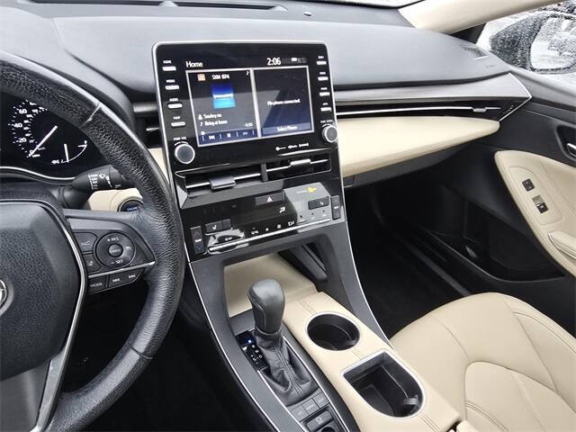 2019 Toyota Avalon XLE photo 30