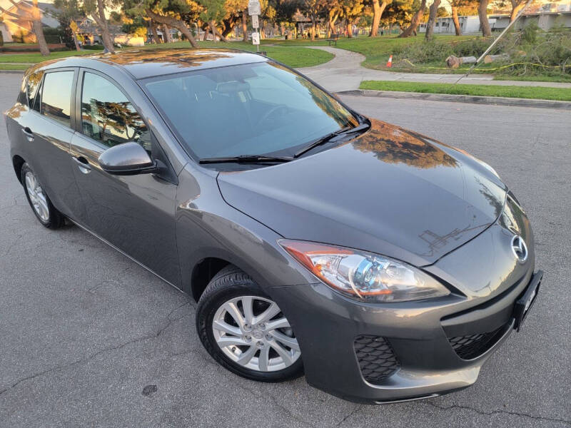 2012 Mazda MAZDA3 i Touring