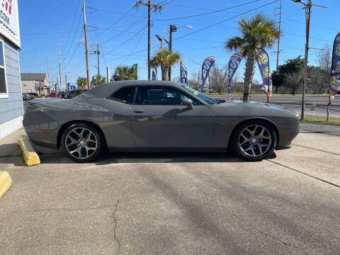 2017 Dodge Challenger R/T Plus