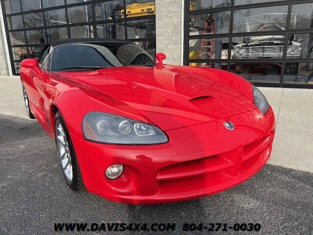 2004 Dodge Viper SRT-10