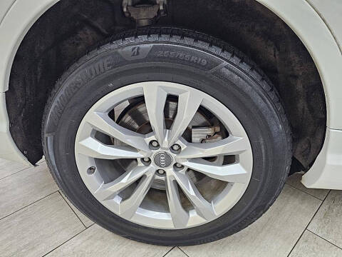 2017 Audi Q7 2.0T quattro Premium Plus