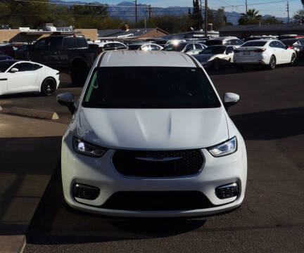 2023 Chrysler Pacifica Touring L