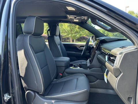 2025 GMC Yukon XL Elevation