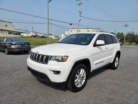 2018 Jeep Grand Cherokee Laredo E