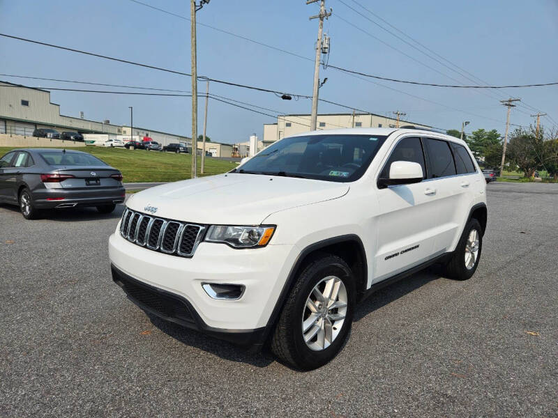 2018 Jeep Grand Cherokee Laredo E