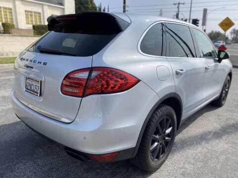 2011 Porsche Cayenne Tiptronic