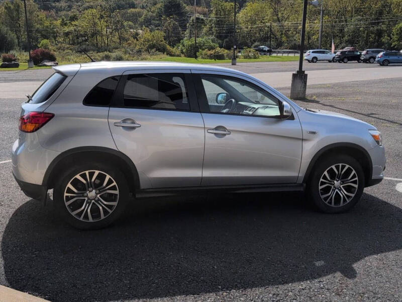 2016 Mitsubishi Outlander Sport 2.4 ES