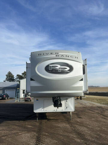 2021 Forest River River Ranch CMF390RL