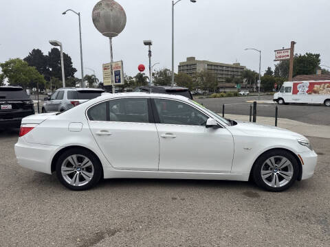 2010 BMW 5 Series 528i