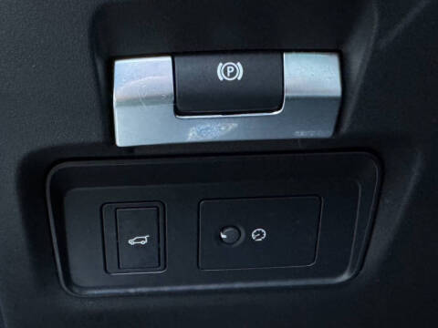 2020 Land Rover Range Rover Evoque R-Dynamic SE