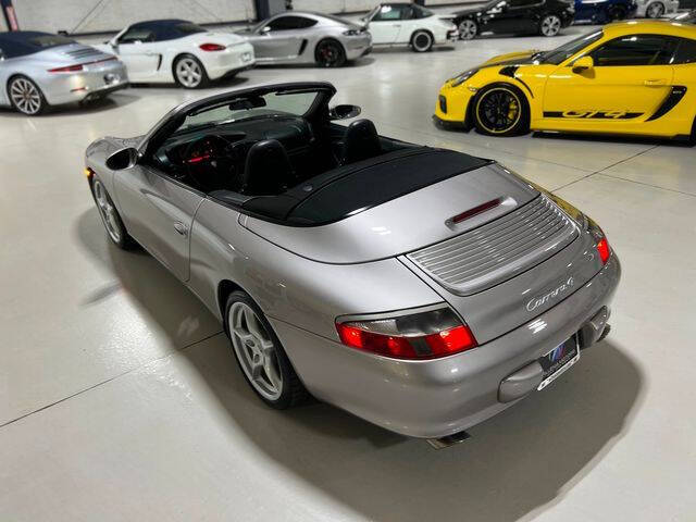 2002 Porsche 911 Carrera 4