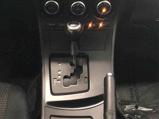 2013 Mazda MAZDA3 i Touring