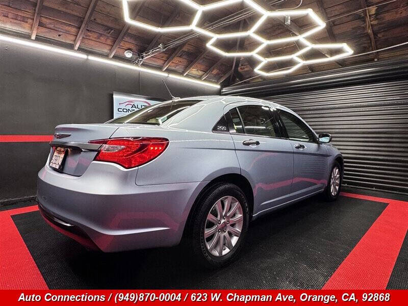 2013 Chrysler 200 Limited