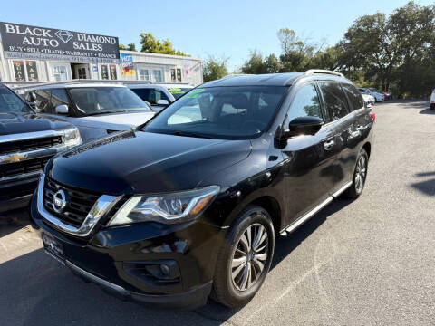 2019 Nissan Pathfinder SL