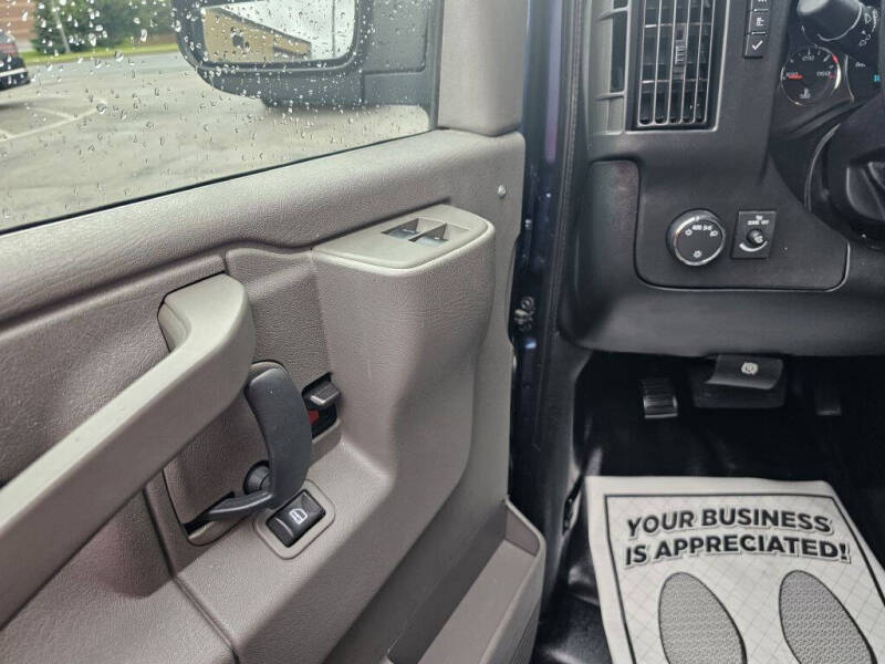 2019 Chevrolet Express 2500