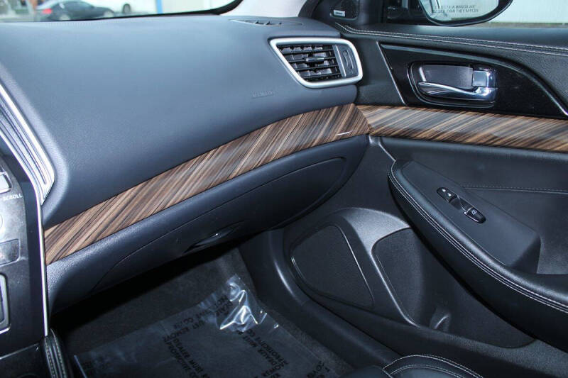 2017 Nissan Maxima Platinum