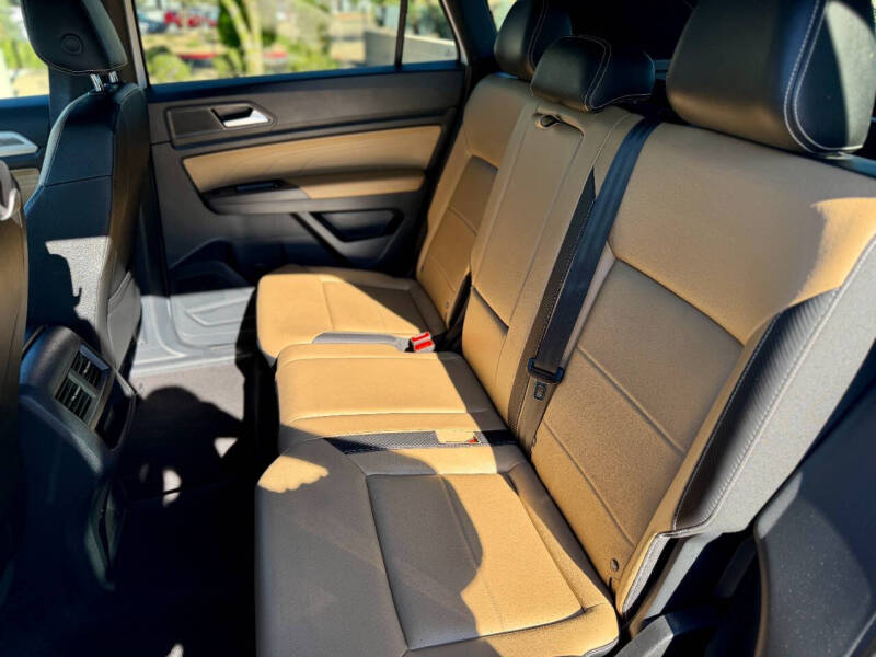 2022 Volkswagen Atlas Cross Sport V6 SE