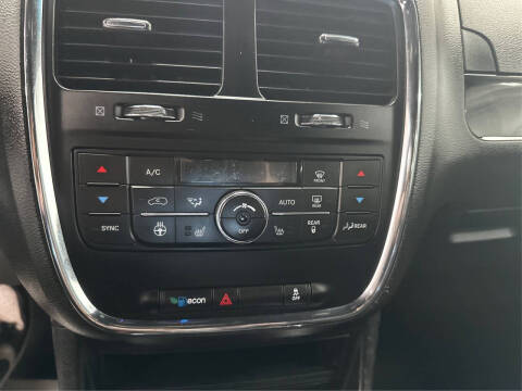 2015 Dodge Grand Caravan SXT Plus