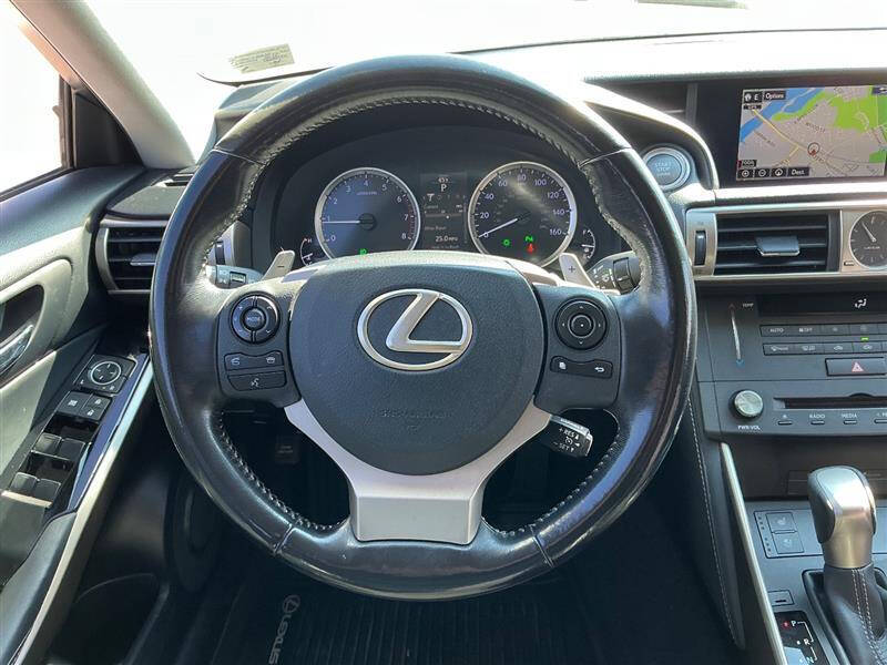 2016 Lexus IS 200t