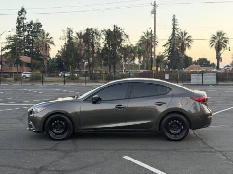 2016 Mazda MAZDA3 i Sport