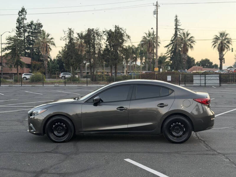 2016 Mazda MAZDA3 i Sport