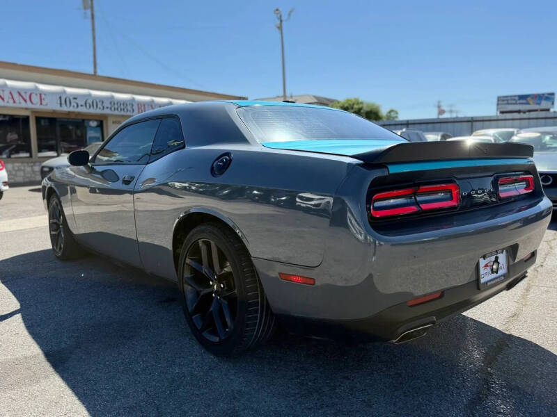 2019 Dodge Challenger SXT