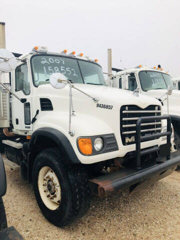 2007 Mack CV713