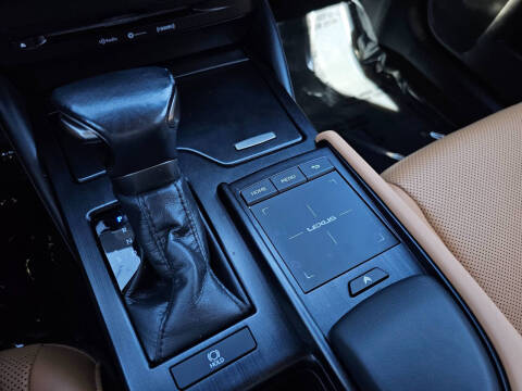 2022 Lexus ES 350