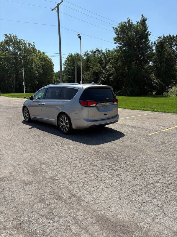 2017 Chrysler Pacifica Limited