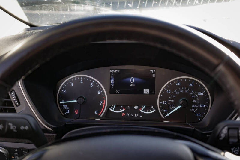 2022 Ford Escape SE
