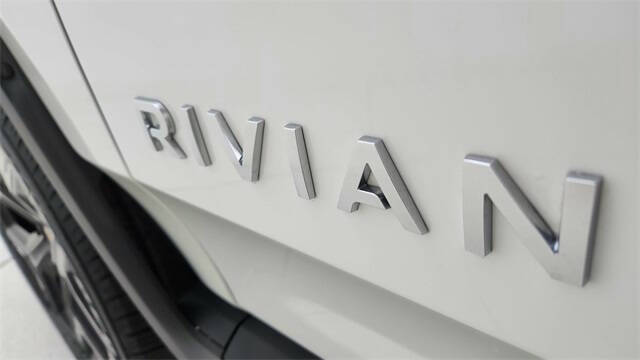 2023 Rivian R1T