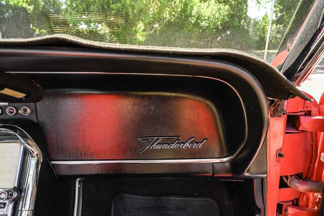 1964 Ford Thunderbird