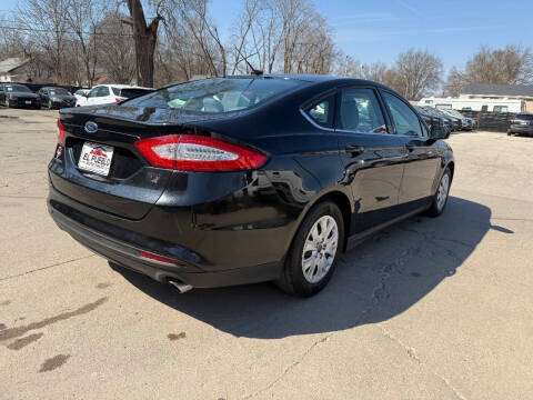 2014 Ford Fusion S