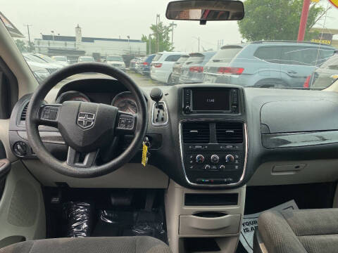 2017 Dodge Grand Caravan SE