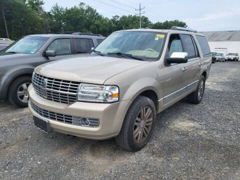 2007 Lincoln Navigator for sale at CRS 1 LLC in Lakewood NJ