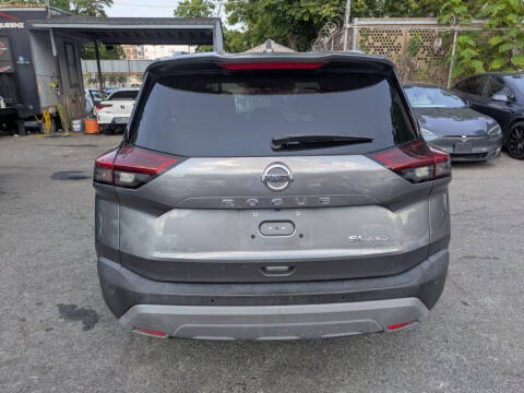 2021 Nissan Rogue SL