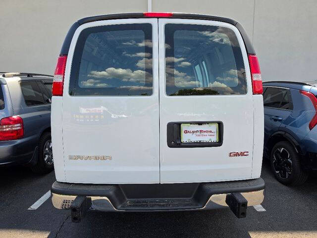 2024 GMC Savana 2500