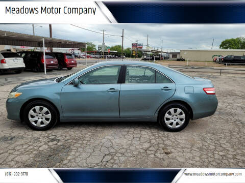 2011 Toyota Camry for sale at Meadows Motor Company in Cleburne TX
