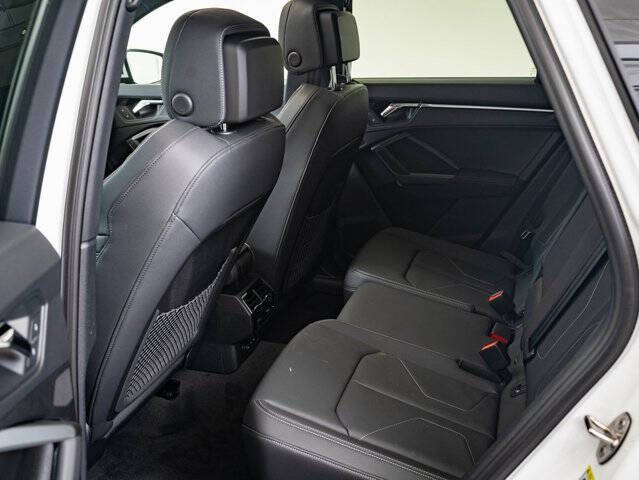 2025 Audi Q3 quattro S line Premium 45 TFSI