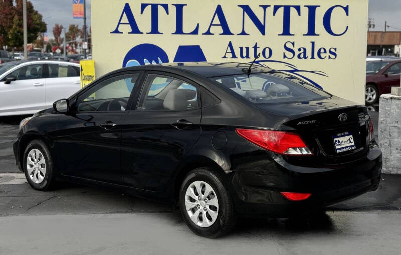 2016 Hyundai Accent SE photo 10